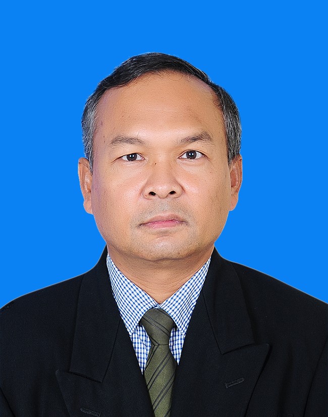 Dr.Seak Sophat